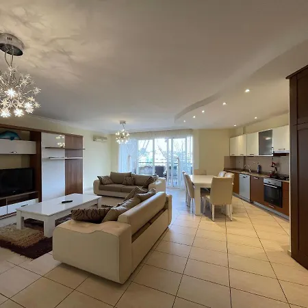 Deniz Manzarali Daire Riverside Apartment *
